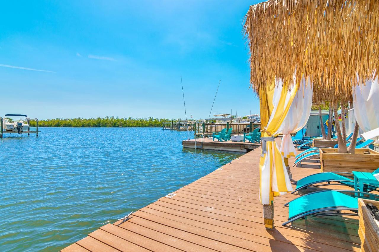 Latitude 26 Waterfront Boutique Resort - Bonita Springs Exterior photo